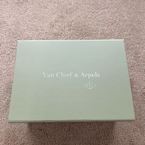 Van Cleef & Arpels Green Box